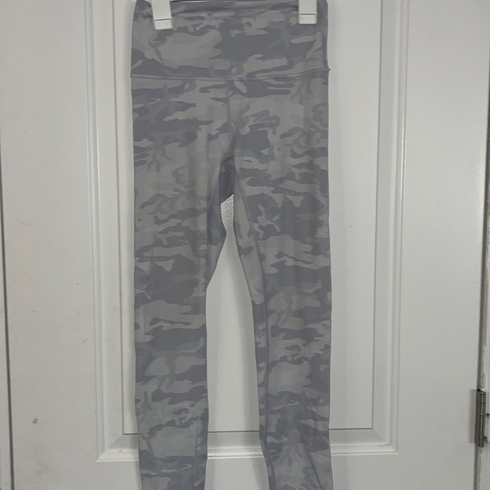 Lululemon camo leggings